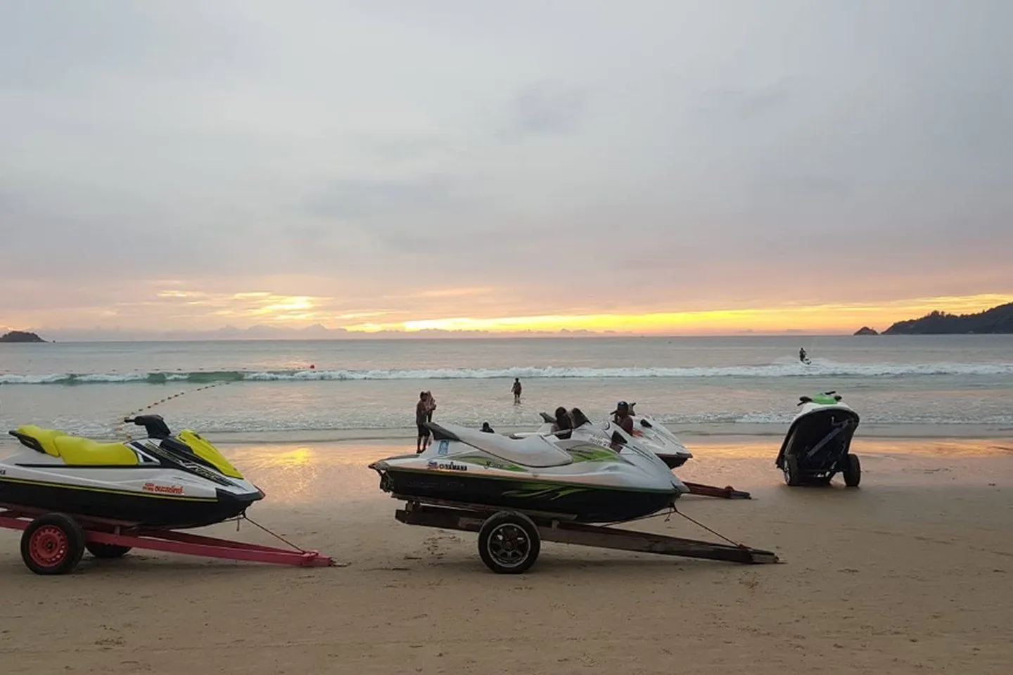 KHIT Jet Ski