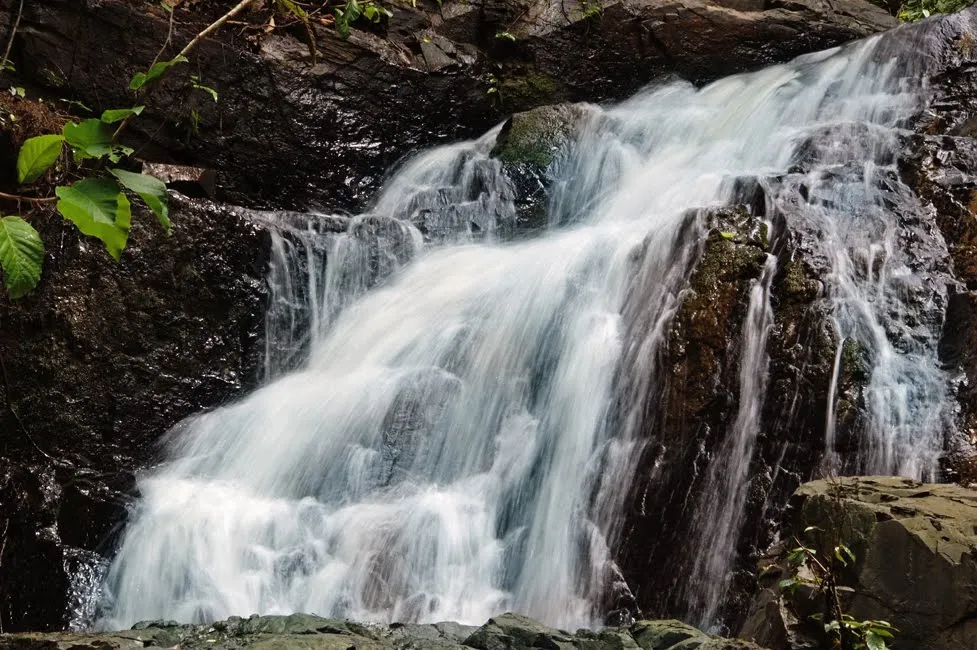 Ton Ao Yon Waterfall