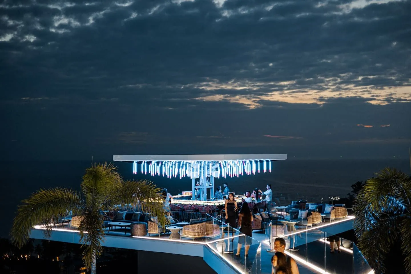DOXA Skybar