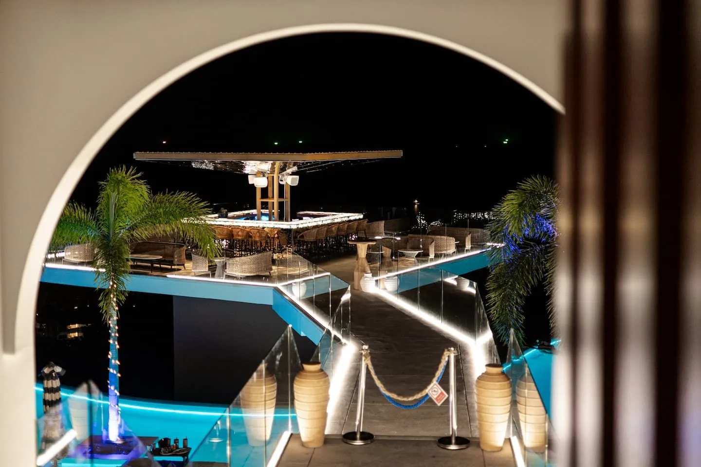 DOXA Skybar