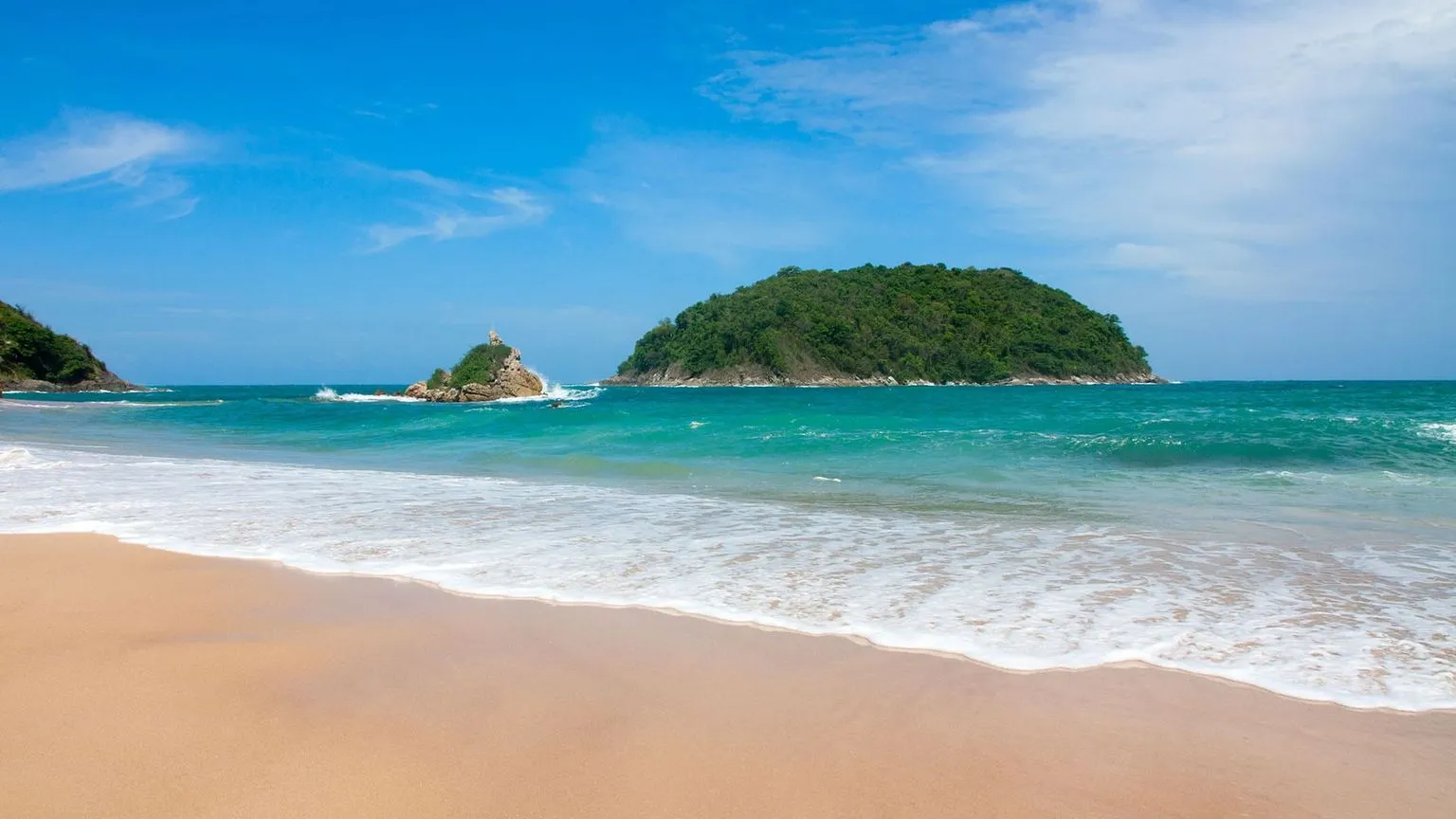 Ya Nui-beach-phuket-thailand-1.jpg