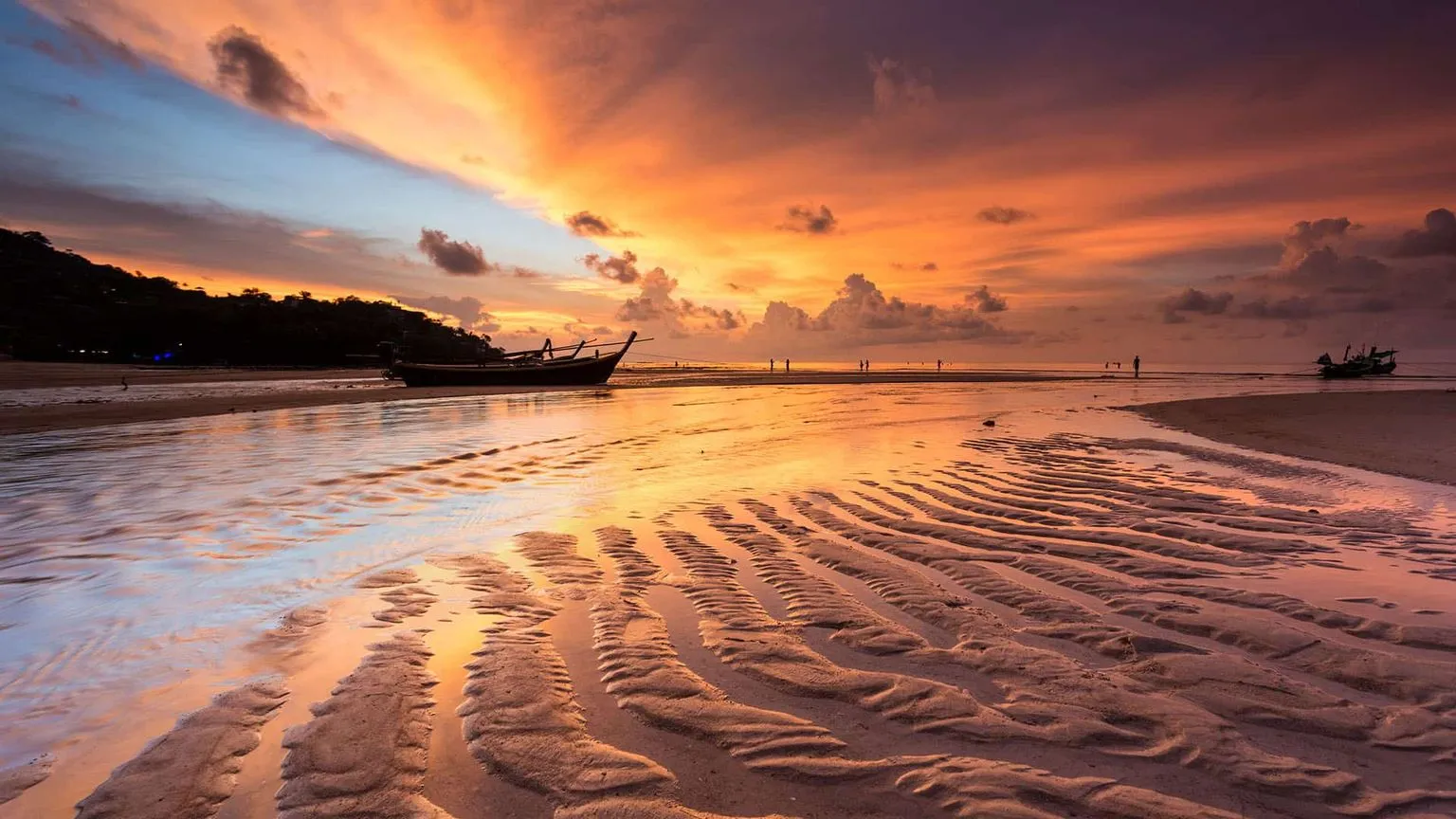kamala-beach-phuket-thailand-2.jpg