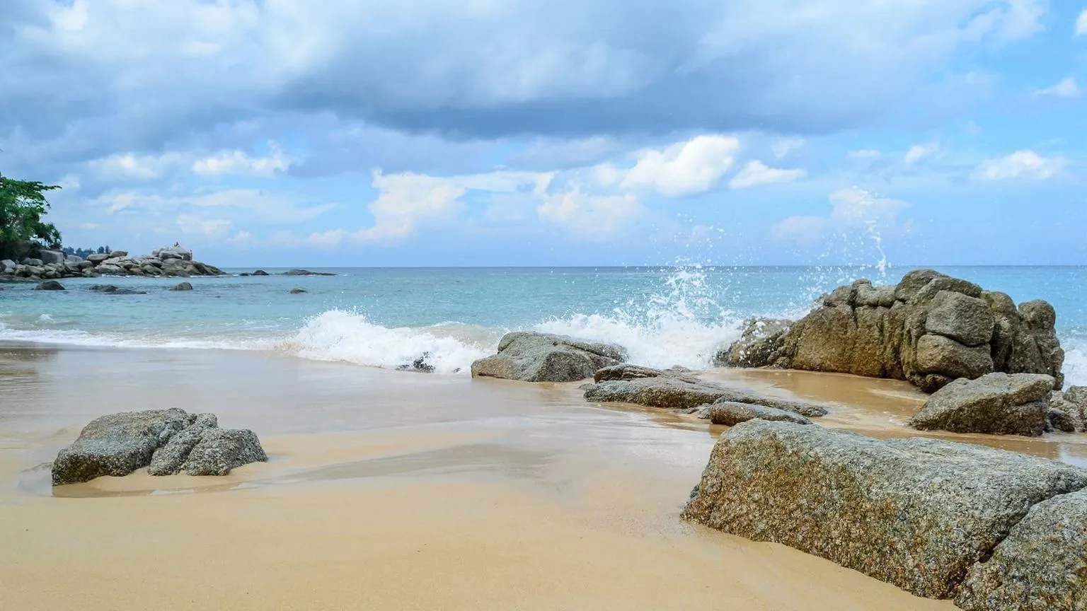 laem-singh-beach-phuket-thailand-4.jpg