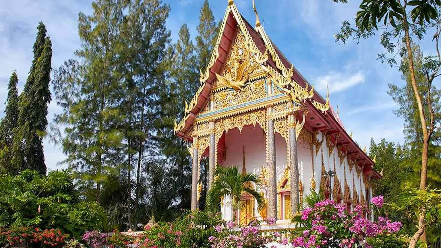 wat-sri-sunthon-temple-phuket-thailand-4.jpg