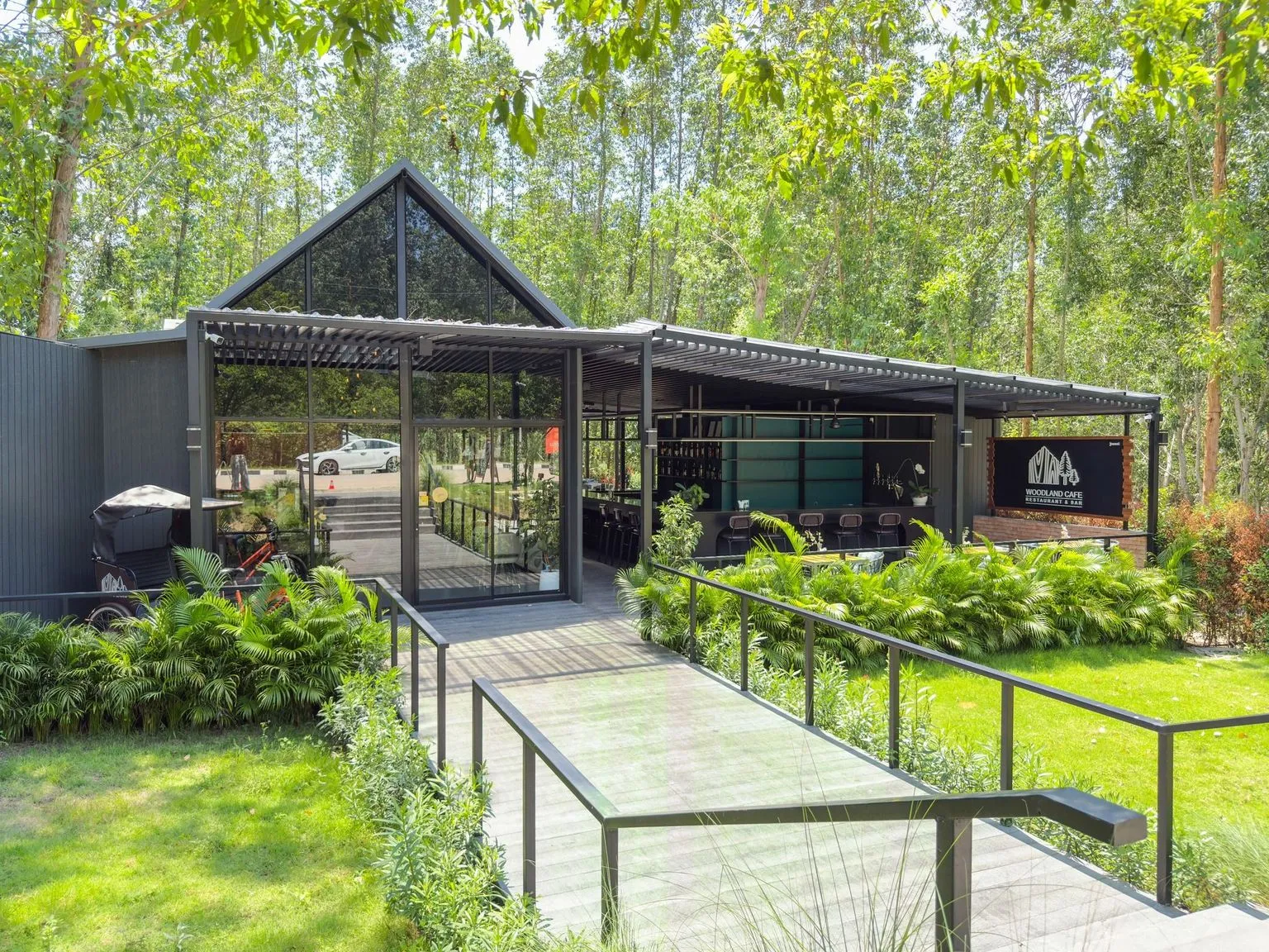 Woodland Cafe Phuket