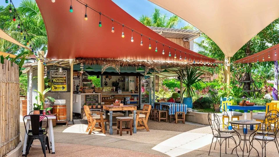 Tiny Taverna 