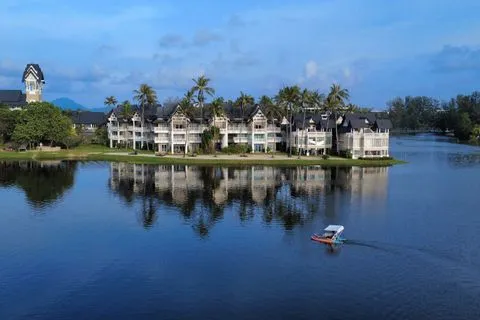 Shoreline Water Sports