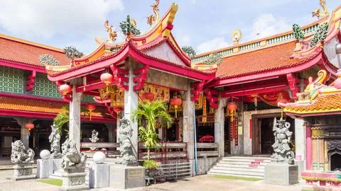 jui-tui-shrine-temple-phuket-thailand-1.jpg