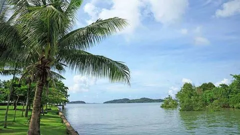 saphanhinpark-park-phuket-thailand-3.jpg