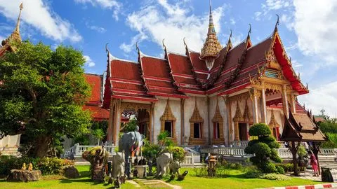 watchalongwat-temple-phuket-thailand-1.jpg